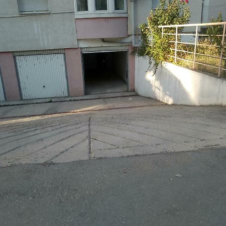 Tea Apartment Kumanovo Eksteriør bilde
