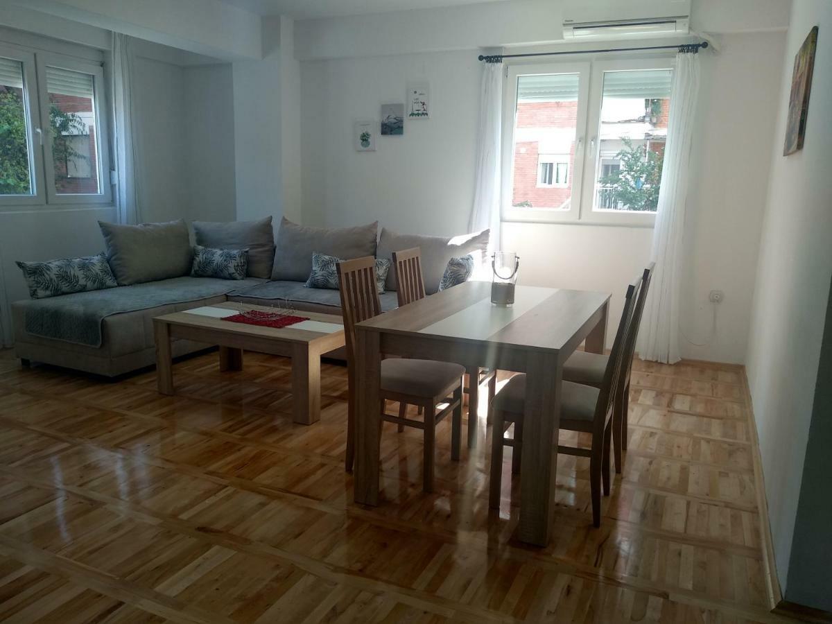 Tea Apartment Kumanovo Eksteriør bilde