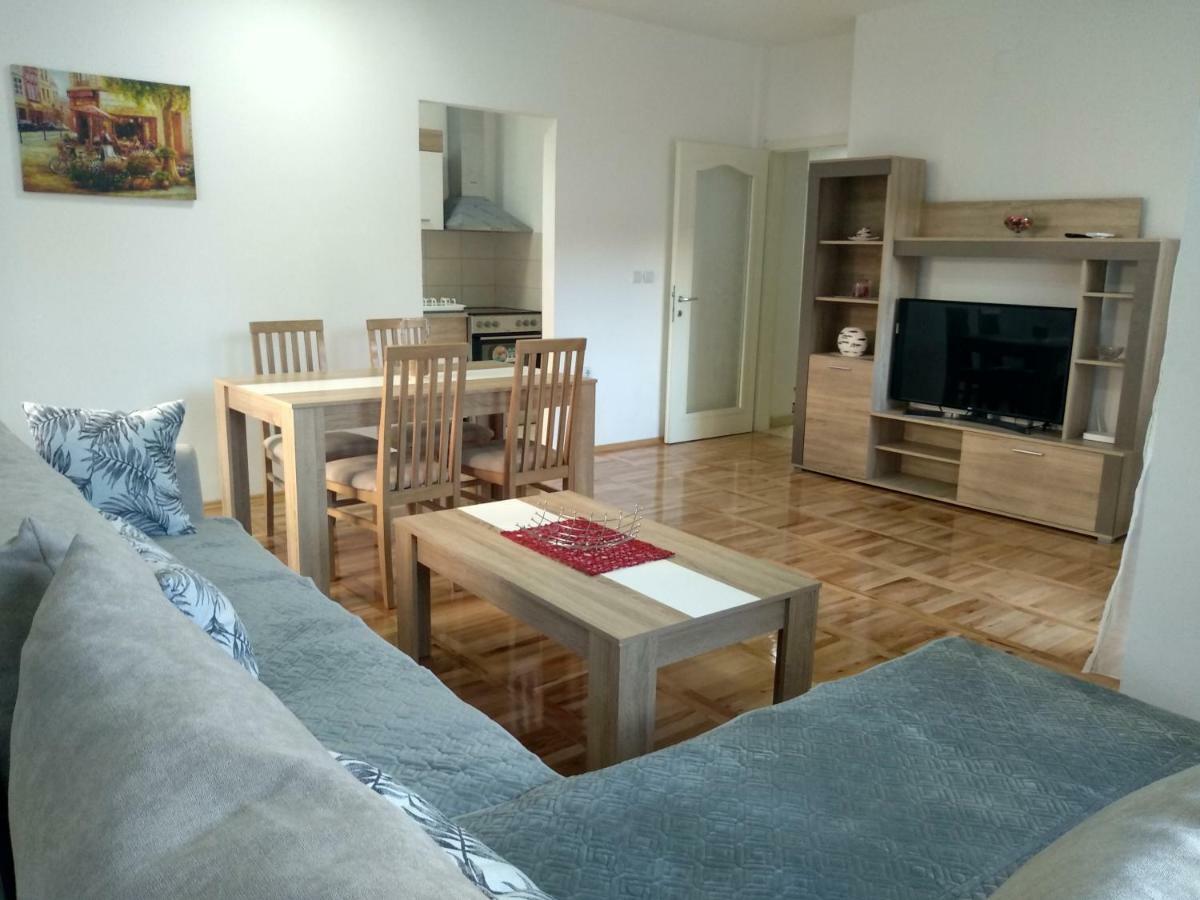 Tea Apartment Kumanovo Eksteriør bilde
