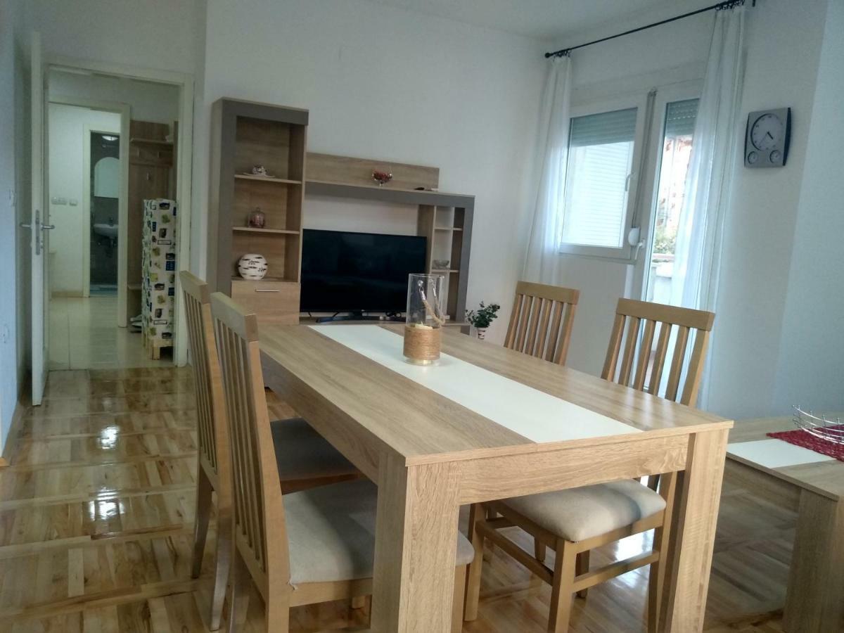 Tea Apartment Kumanovo Eksteriør bilde